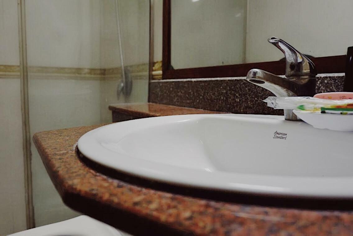 Hanoi Golden Moon Guest House & Travel Buitenkant foto